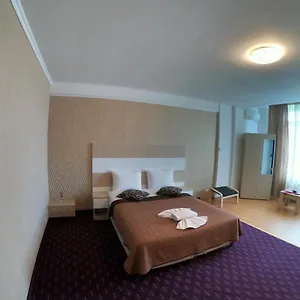 3* Отель Mon Caprice